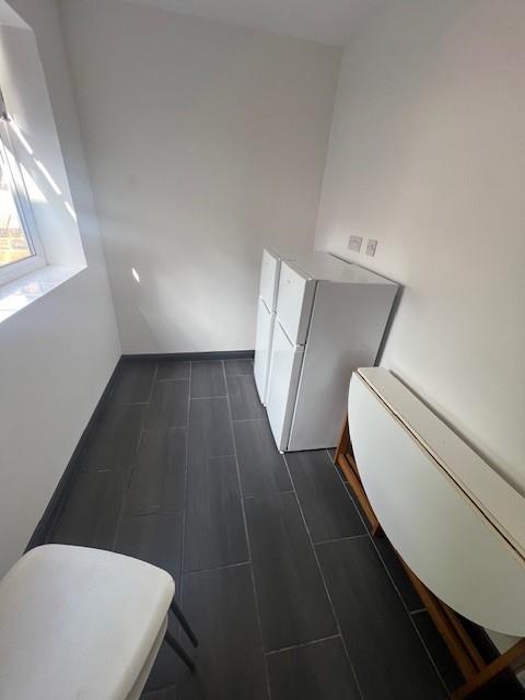 129 Charlotte Road,Bramall Lane,Sheffield,4 Bedrooms Bedrooms,2 BathroomsBathrooms,Terraced,1712